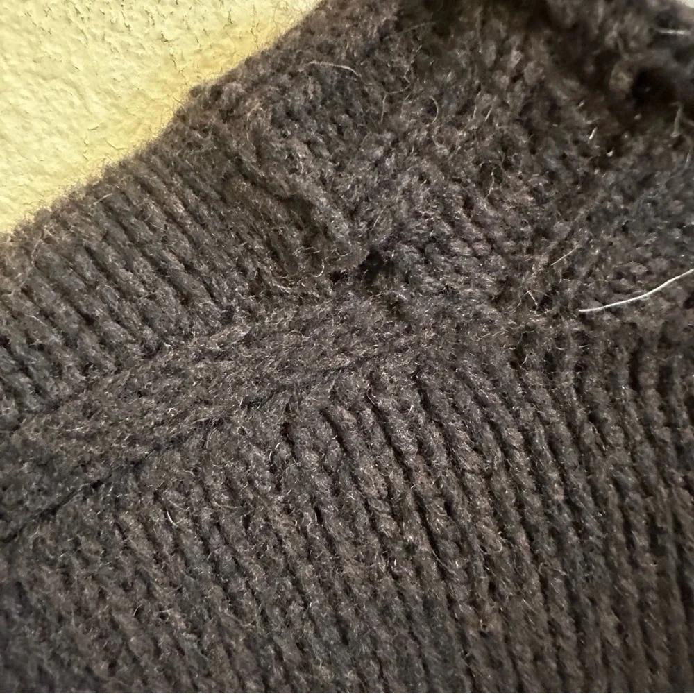J.Crew Men’s Lambs Wool Blend Knit Crewneck Sweater
